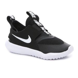 Nike Flex Runner Slip-On Sneaker- Little Boys